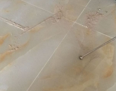 乐业瓷砖空鼓维修公司分享粘合剂选择不当在瓷砖铺贴过程中可能导致以下问题